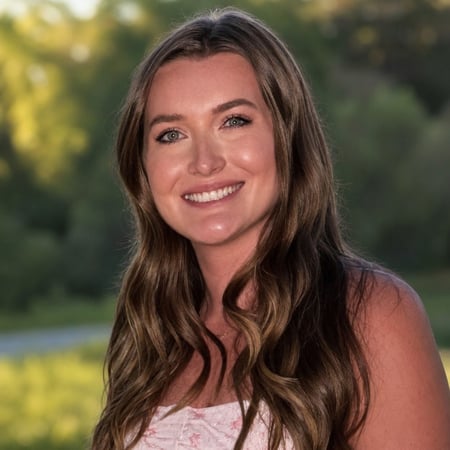 Hannah Norton, California Closets Santa Rosa Beach Designer