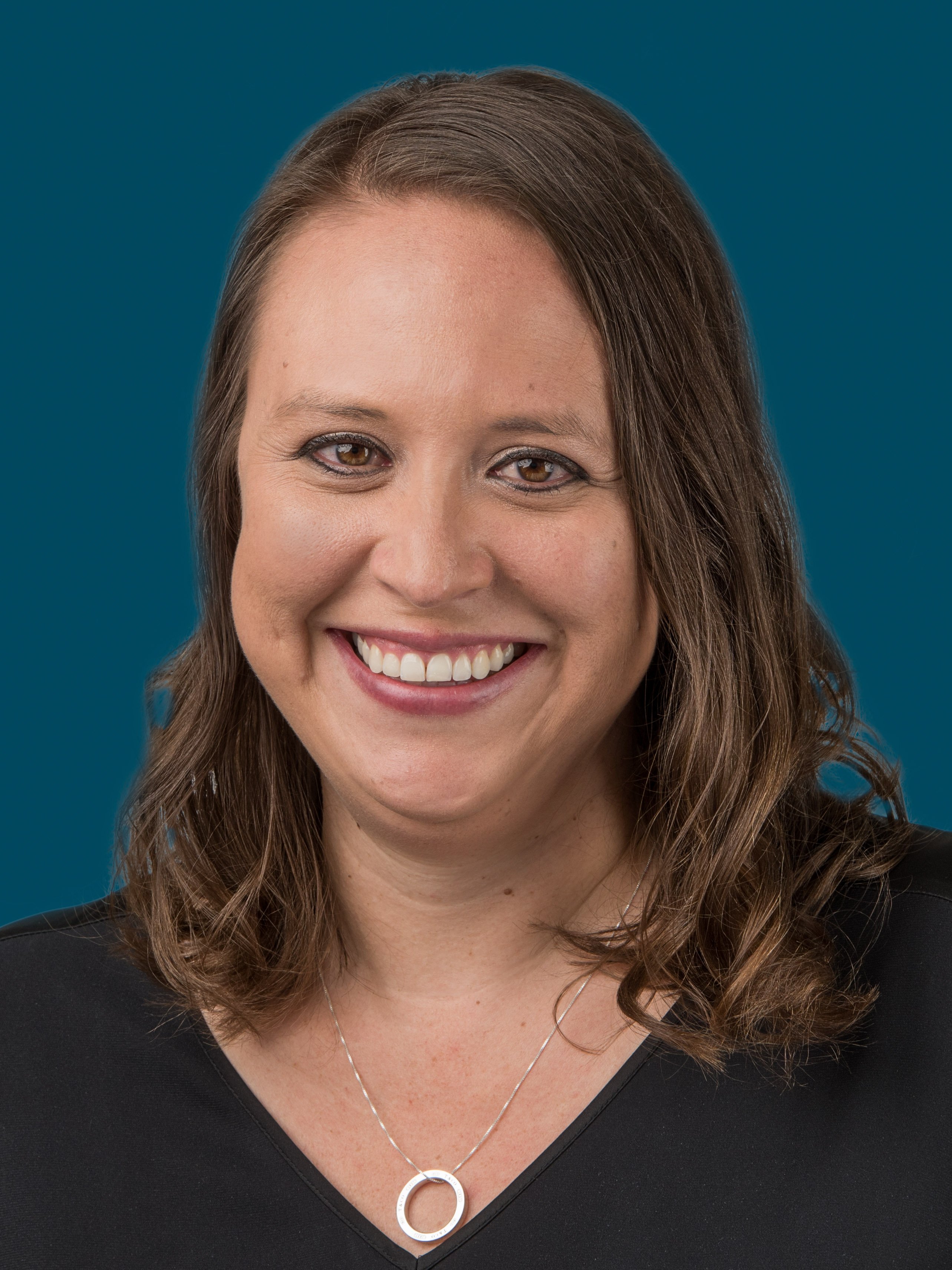 Jacqulyn Alcala-Casica, Agent