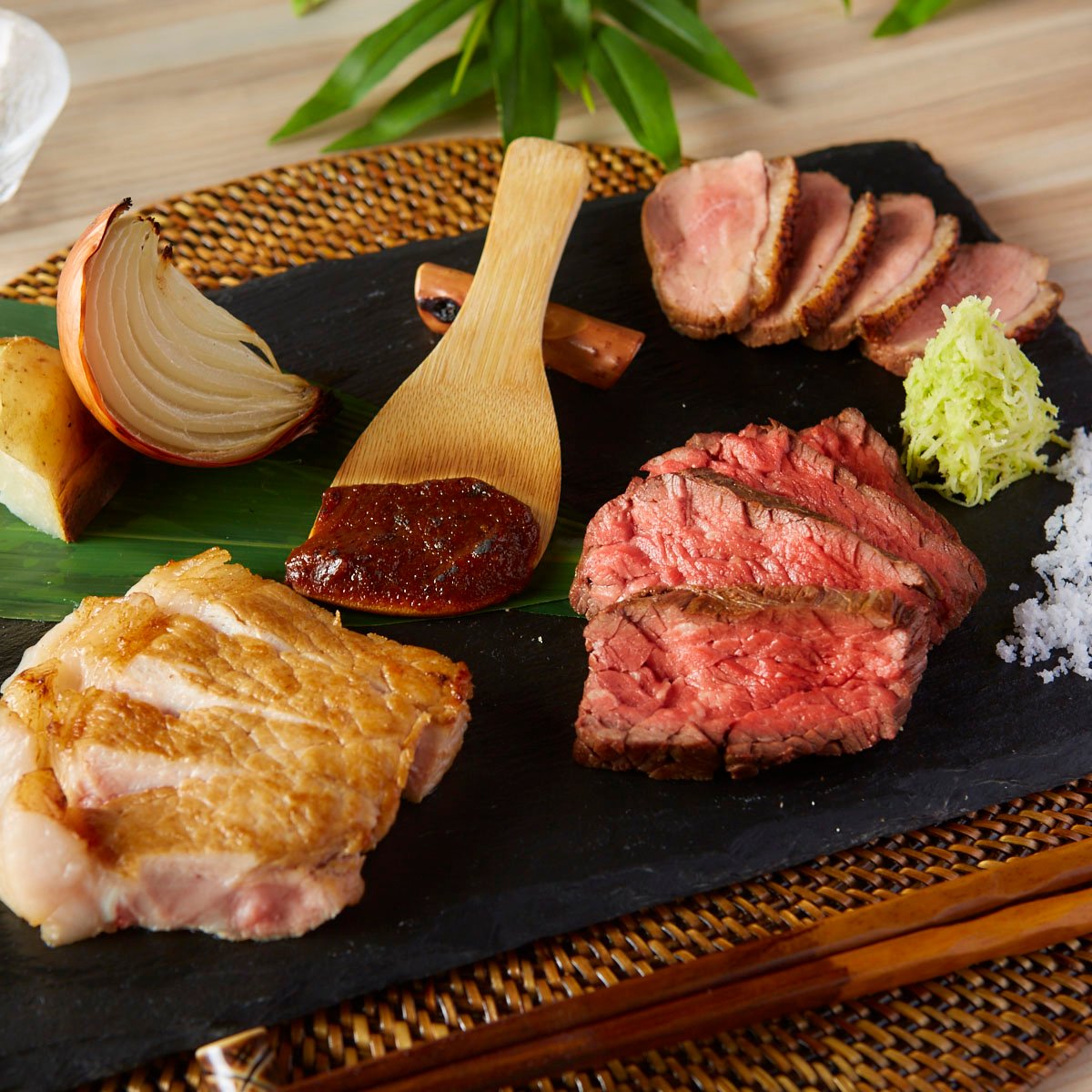 牛豚鶏のお肉三種盛り