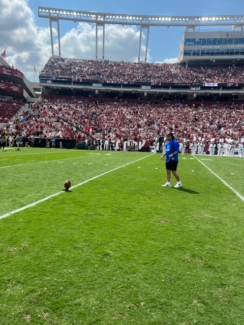 Our Allstate agency was proud to participate at the University of South Carolina football game on Saturday, September 17th. One lucky student was picked at random to kick a field goal in hopes of winning $1,000 from the Allstate Foundation.