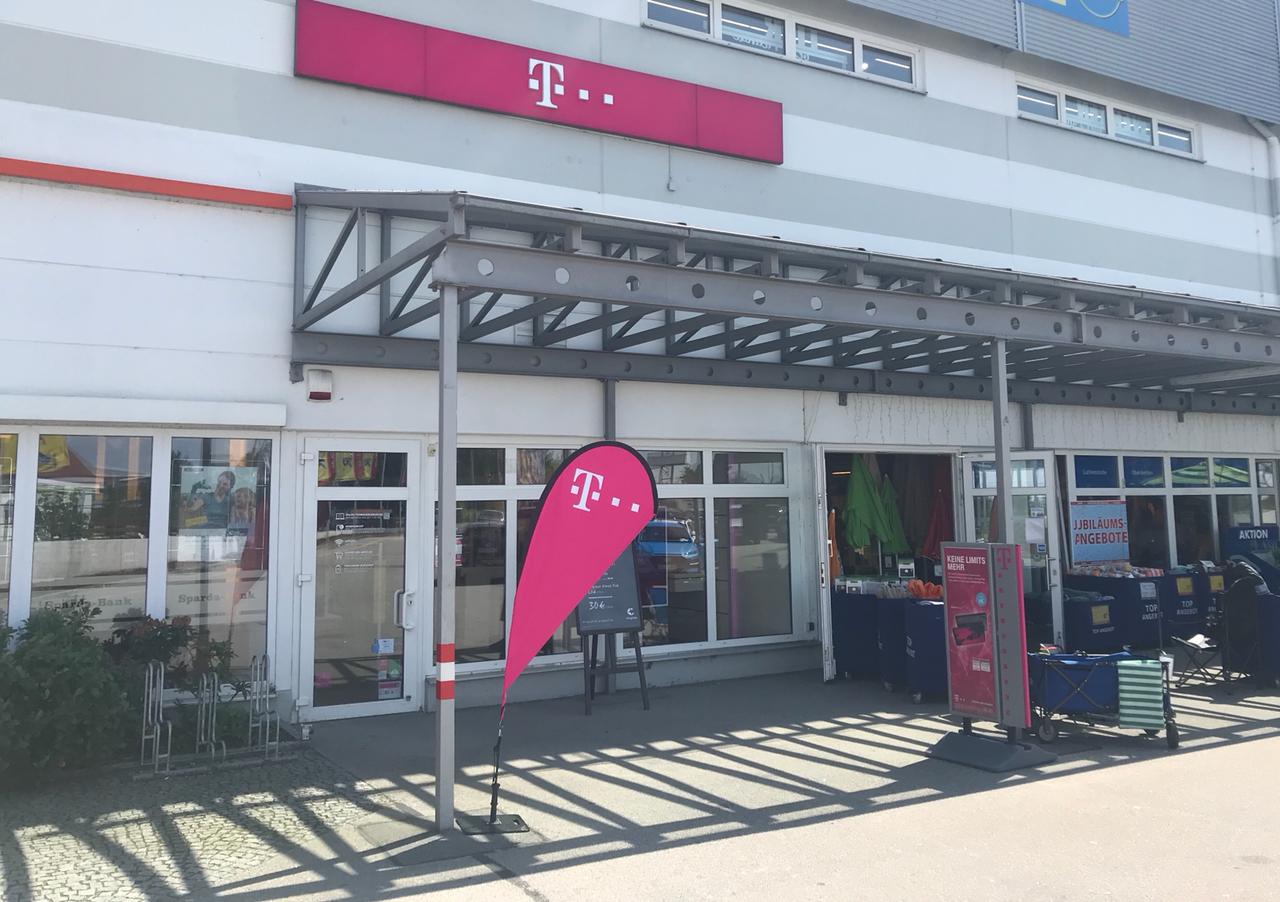 Store photo