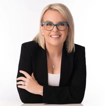 Photo of Dawn Newland