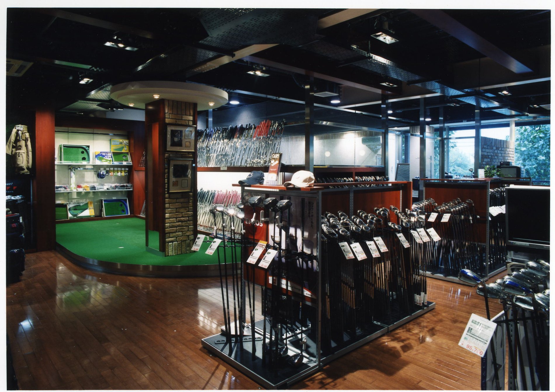 ヴィクトリアゴルフ 港南台店