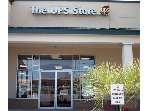 Facade of The UPS Store South Strand Commons