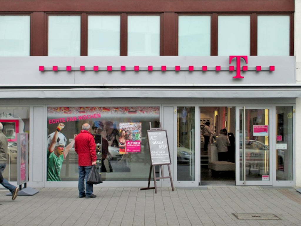 Store photo