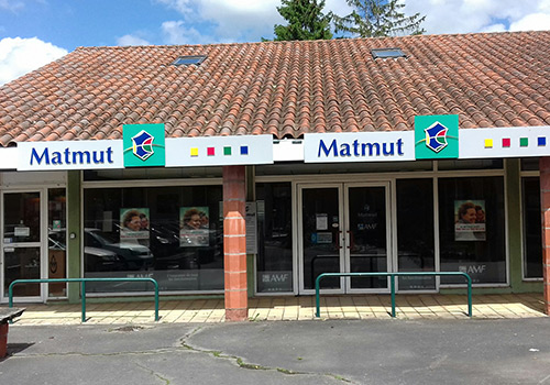 Façade de l'agence au 27 Route de Foix à Pamiers