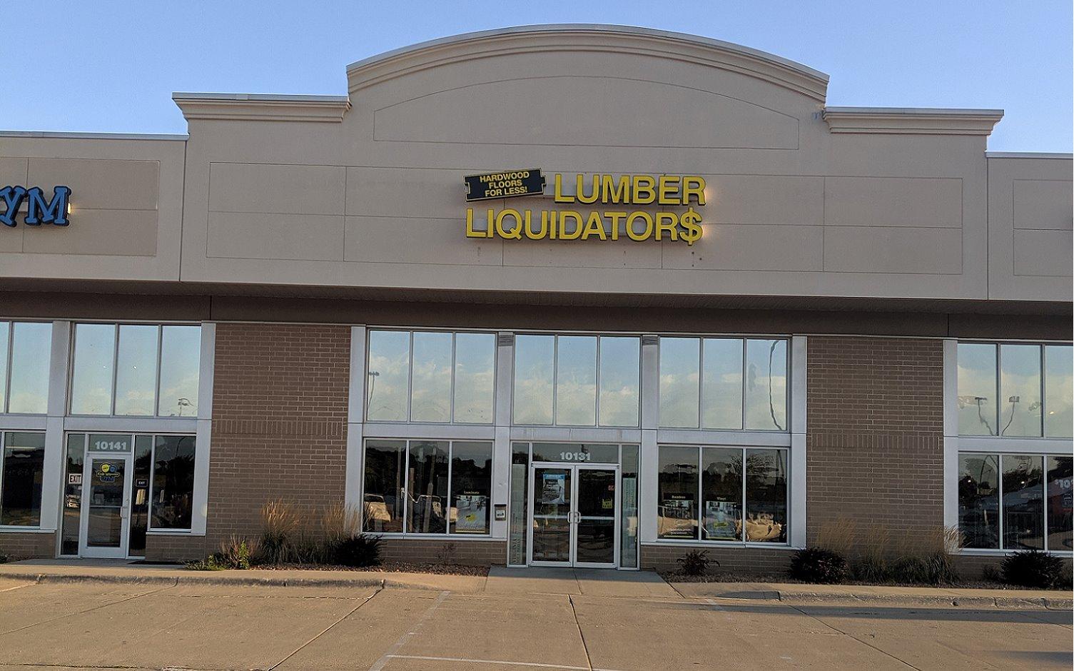 Lumber Liquidators Flooring #1087 Urbandale | 10131 Hickman Road | Store Front