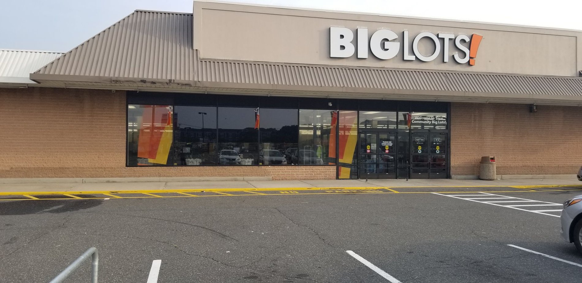 West Babylon, NY Big Lots Store #1744