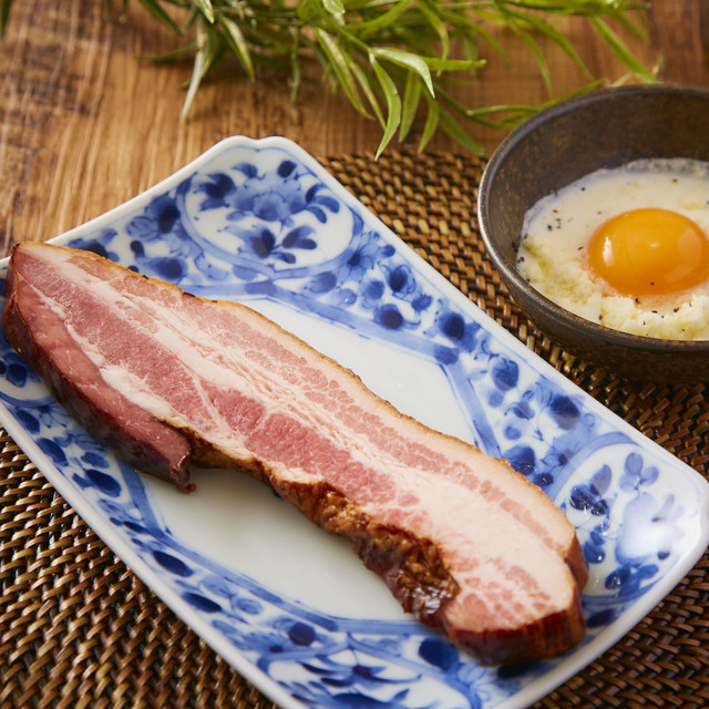 厚切りベーコン カルボナーラ仕立て