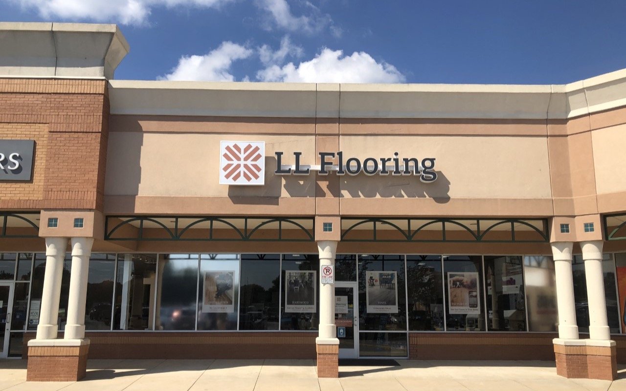 LL Flooring #1392 Athens | 3654-C Atlanta Highway | Storefront