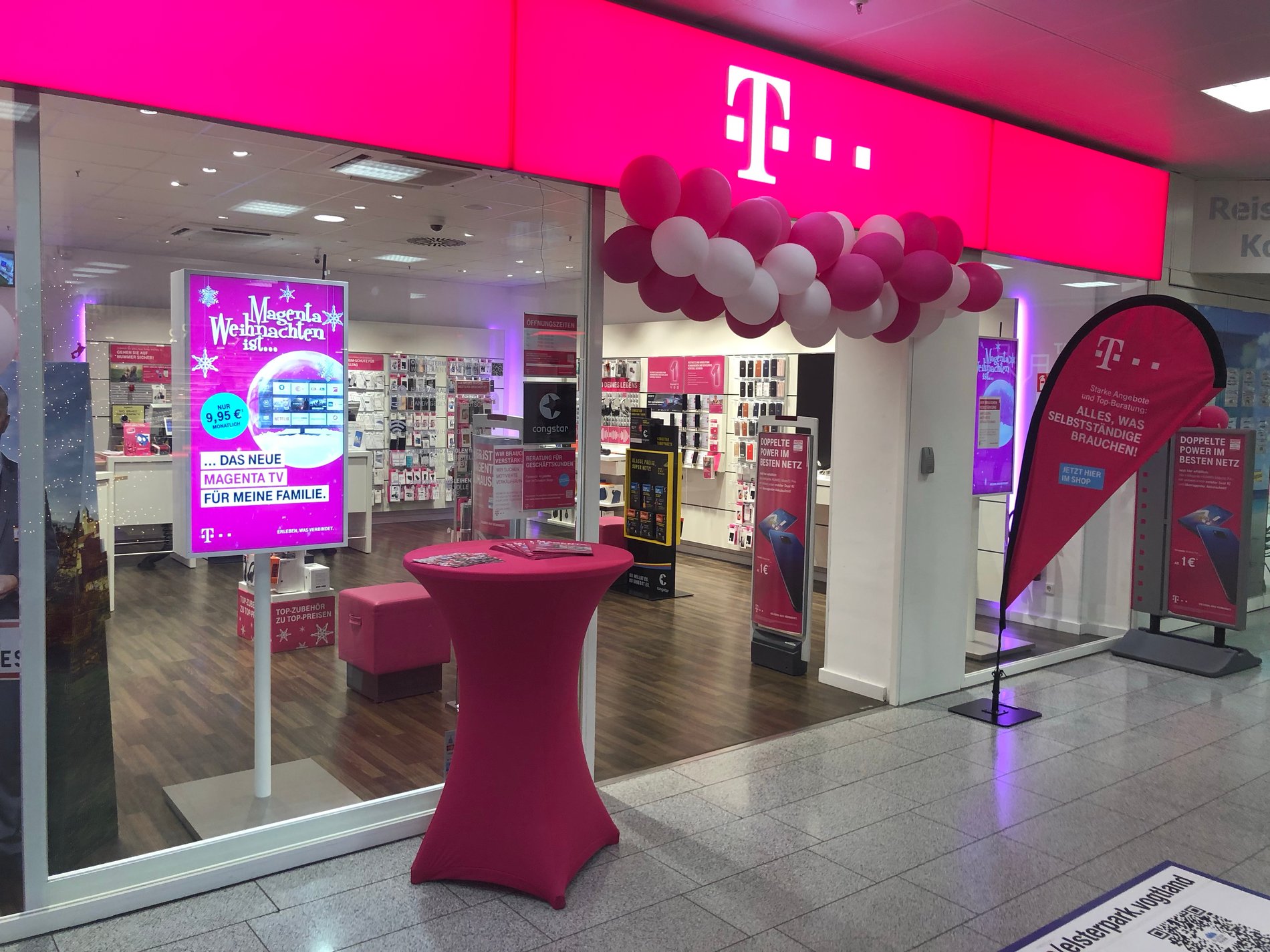 Store photo