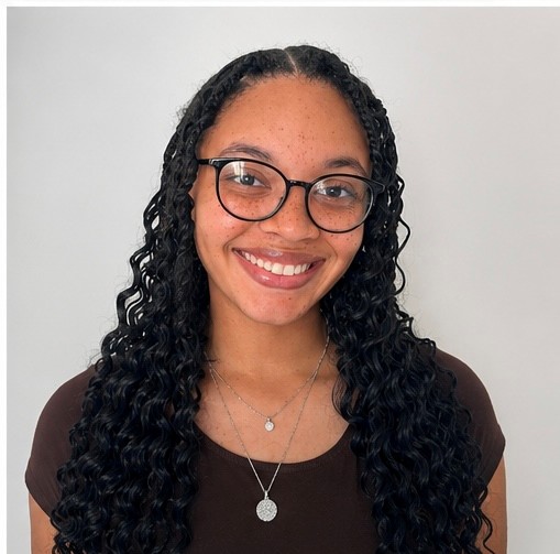 Photo of Alana Howell