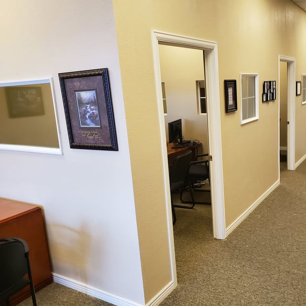 Photo gallery image
