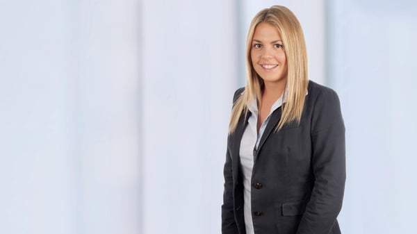 Eliza Wludyka. Ihre Ansprechpartnerin für die Barmenia Versicherung in Essen.