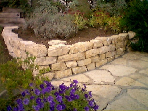 Naturstein, Gartenmauer