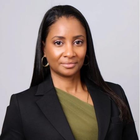 Photo of Tenee DeCoteau-Thomas