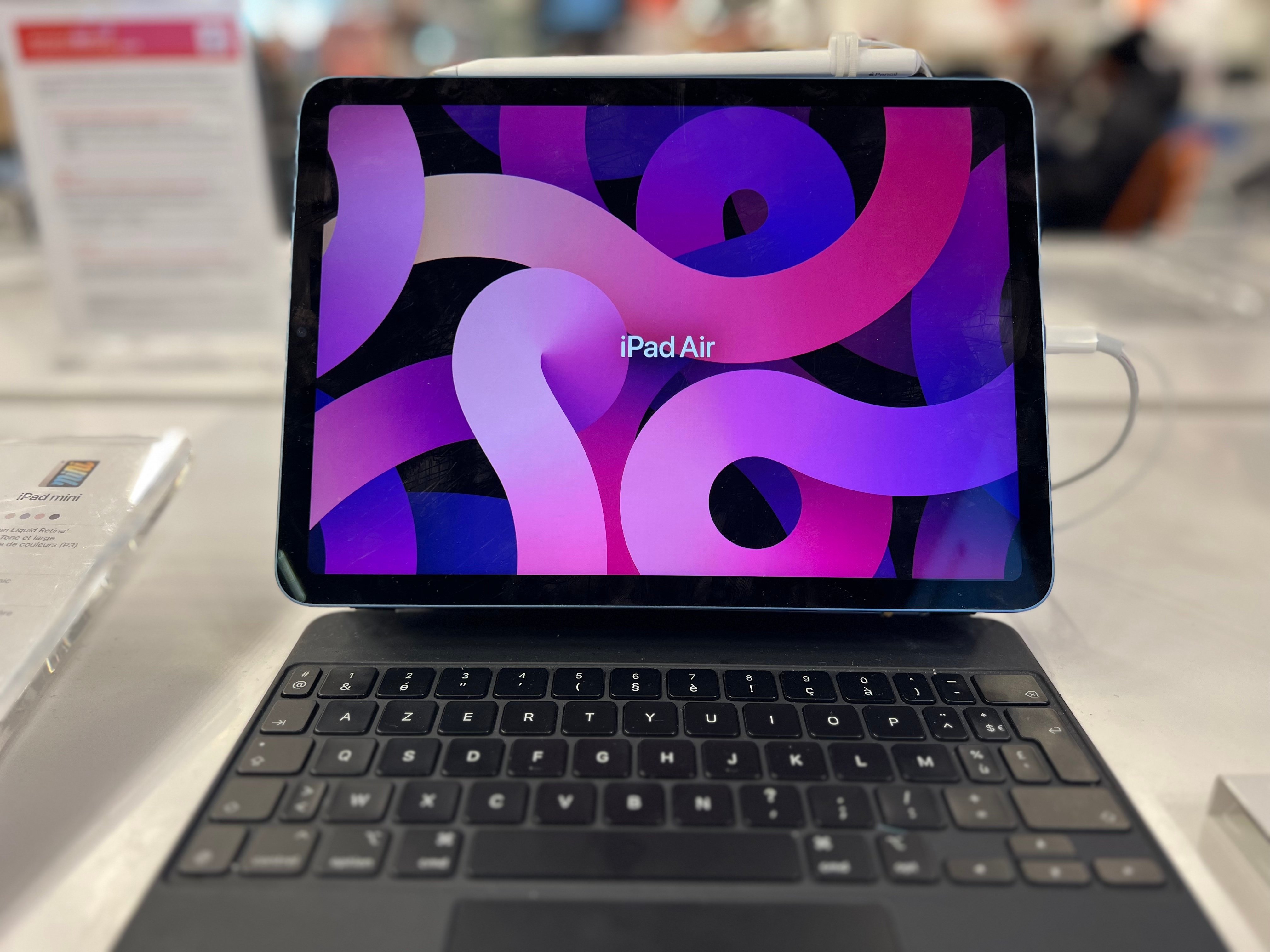Table des tablettes Apple dans votre magasin Boulanger Domus Rosny-Sous-Bois