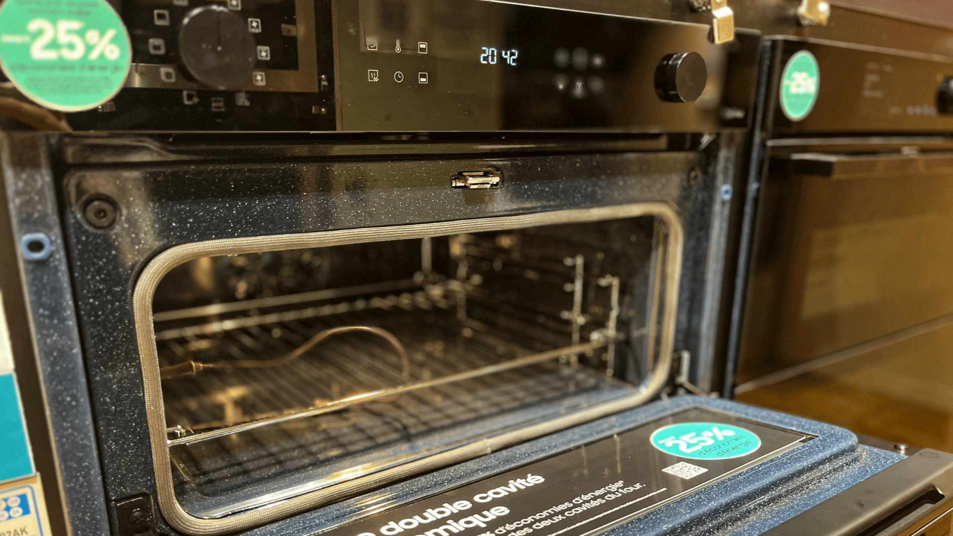 FOUR ENCASTRABLE SAMSUNG BESPOKE BOULANGER NICE CAP 3000