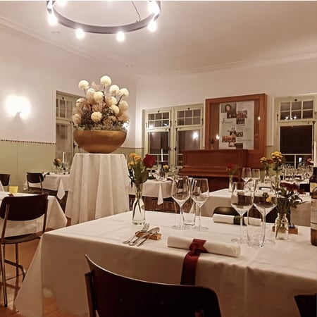 Speisesaal Weisser Wind Freienwil Wine & Dine