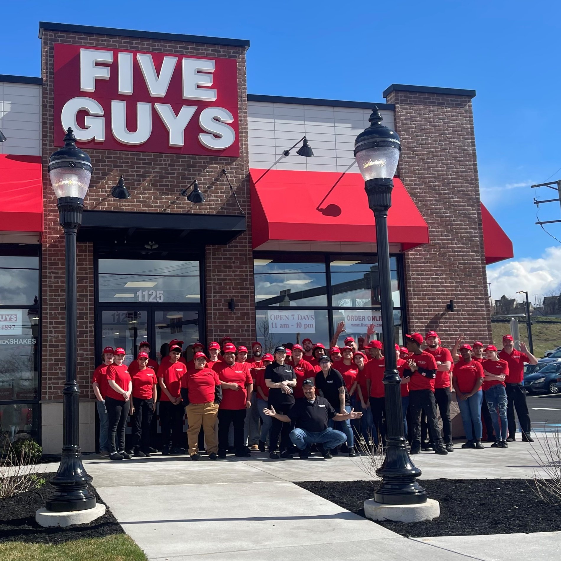 Five Guys York: Cheeseburger, hot dog, fries, and milkshakes in York
