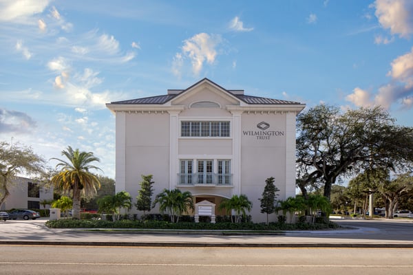 Front entrance to the Wilmington Trust office in Vero Beach, FL .