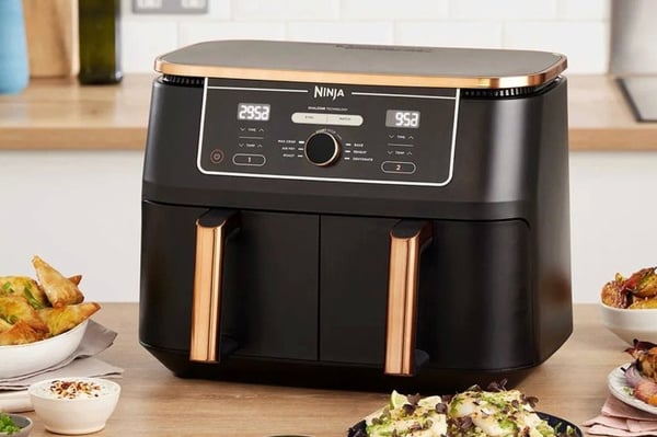 🎄  Faites croustiller la magie de Noël avec AirFryer Ninja dans votre magasin Boulanger Chasse-sur-Rhône !