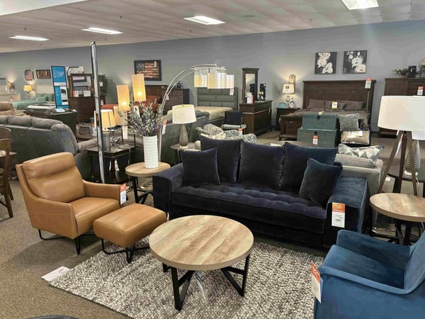 Albert Lea Slumberland Furniture interior 2