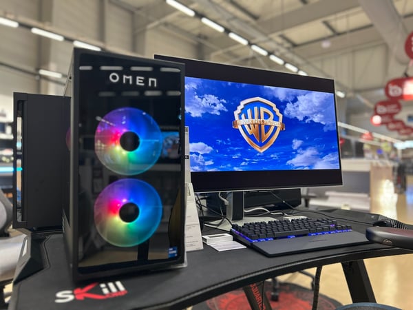 Démonstration Bureau Gamer  Boulanger Annemasse