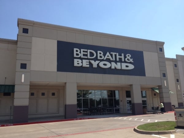 bed bath and beyond hours near me