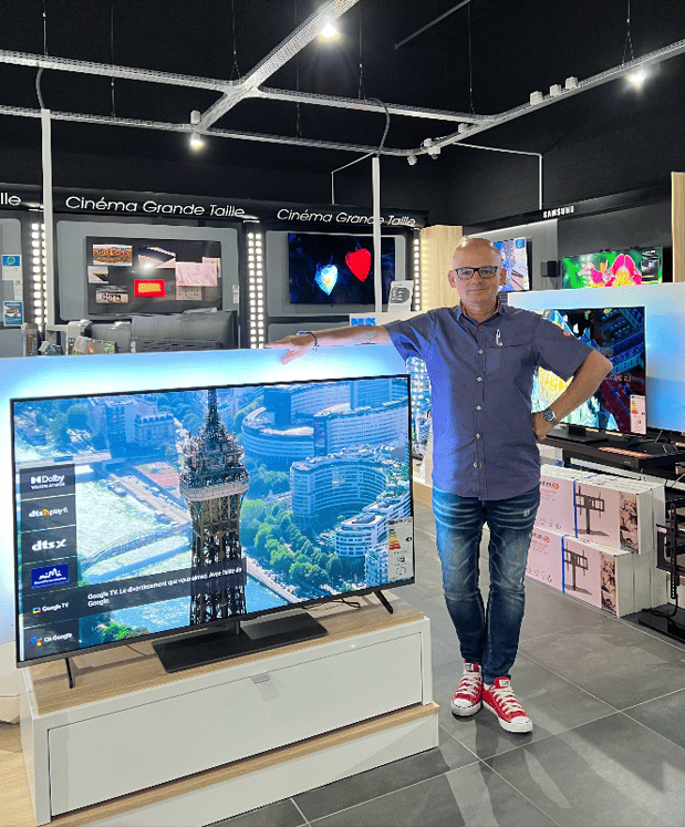 Vendeur télévision et son du magasin Boulanger Cluses Scionzier.
