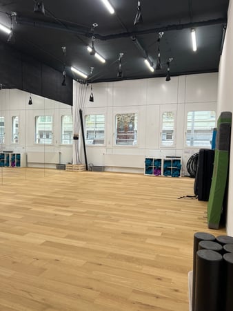 Studio Fribourg - Nebula