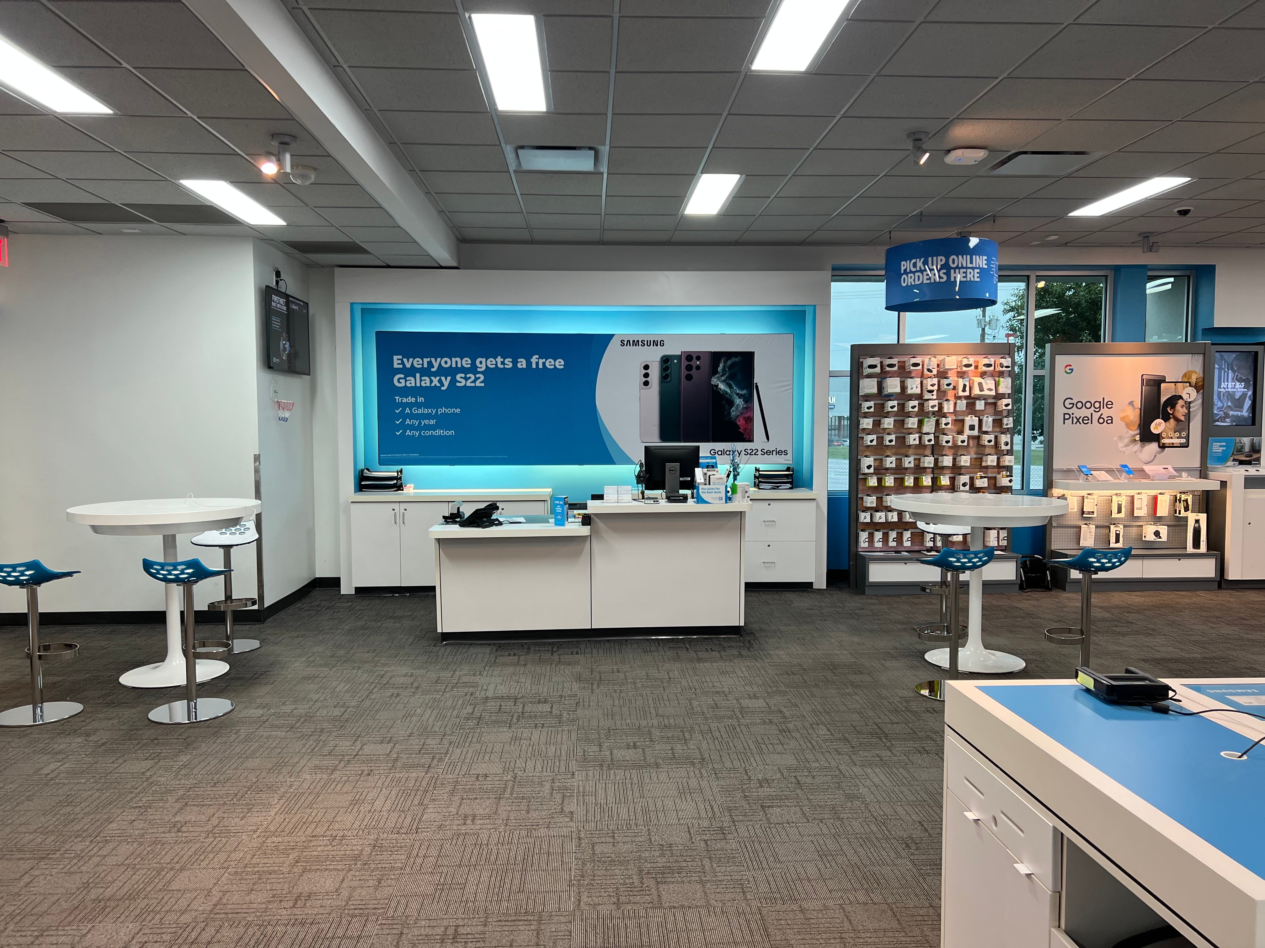 AT&T Eastgate Cell Phones, Wireless Plans & Accessories 4465