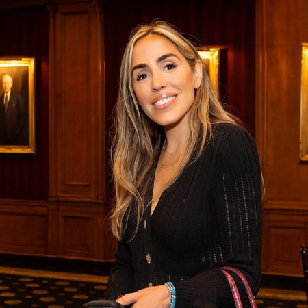 Photo of Jennifer Duarte