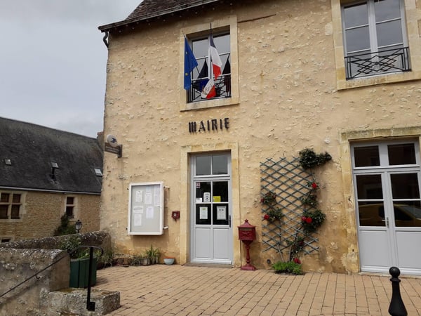 Photo du point La Poste Agence Communale CHANTENAY VILLEDIEU Mairie