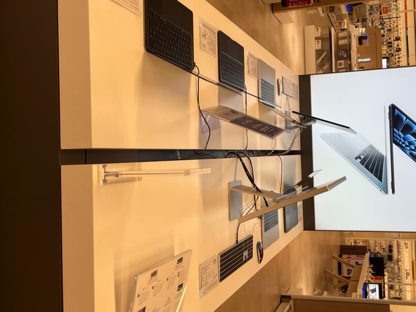 Découvrez notre espace Apple - Boulanger Carré de Soie