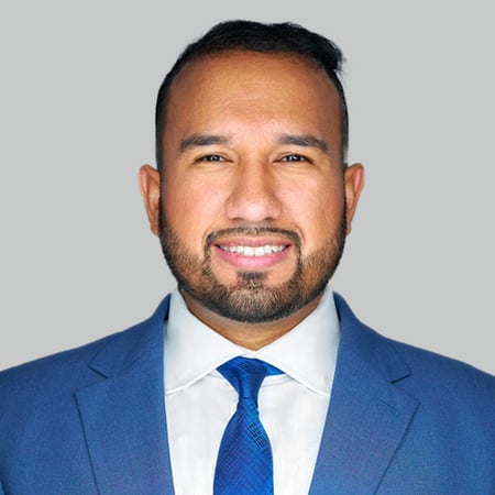 Ricardo Montoya Advisor Headshot image