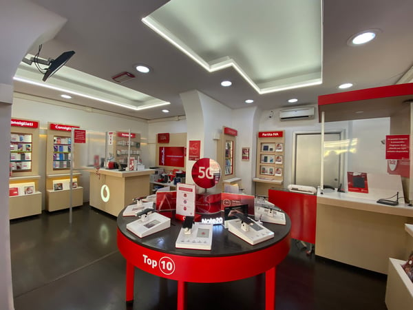 Vodafone store | Merulana