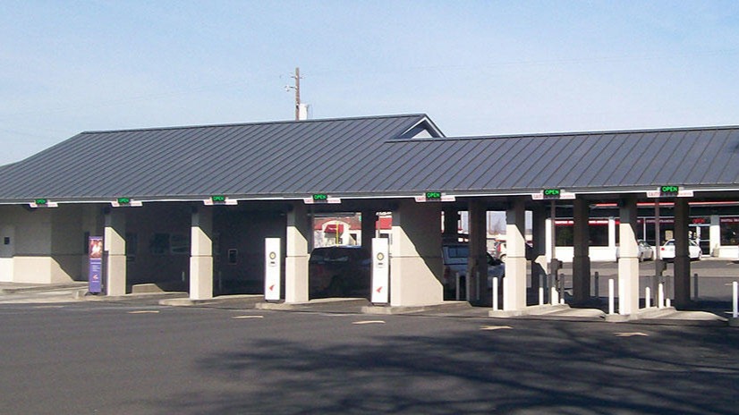 Banner Bank drive-thru banking center in Hermiston, Oregon