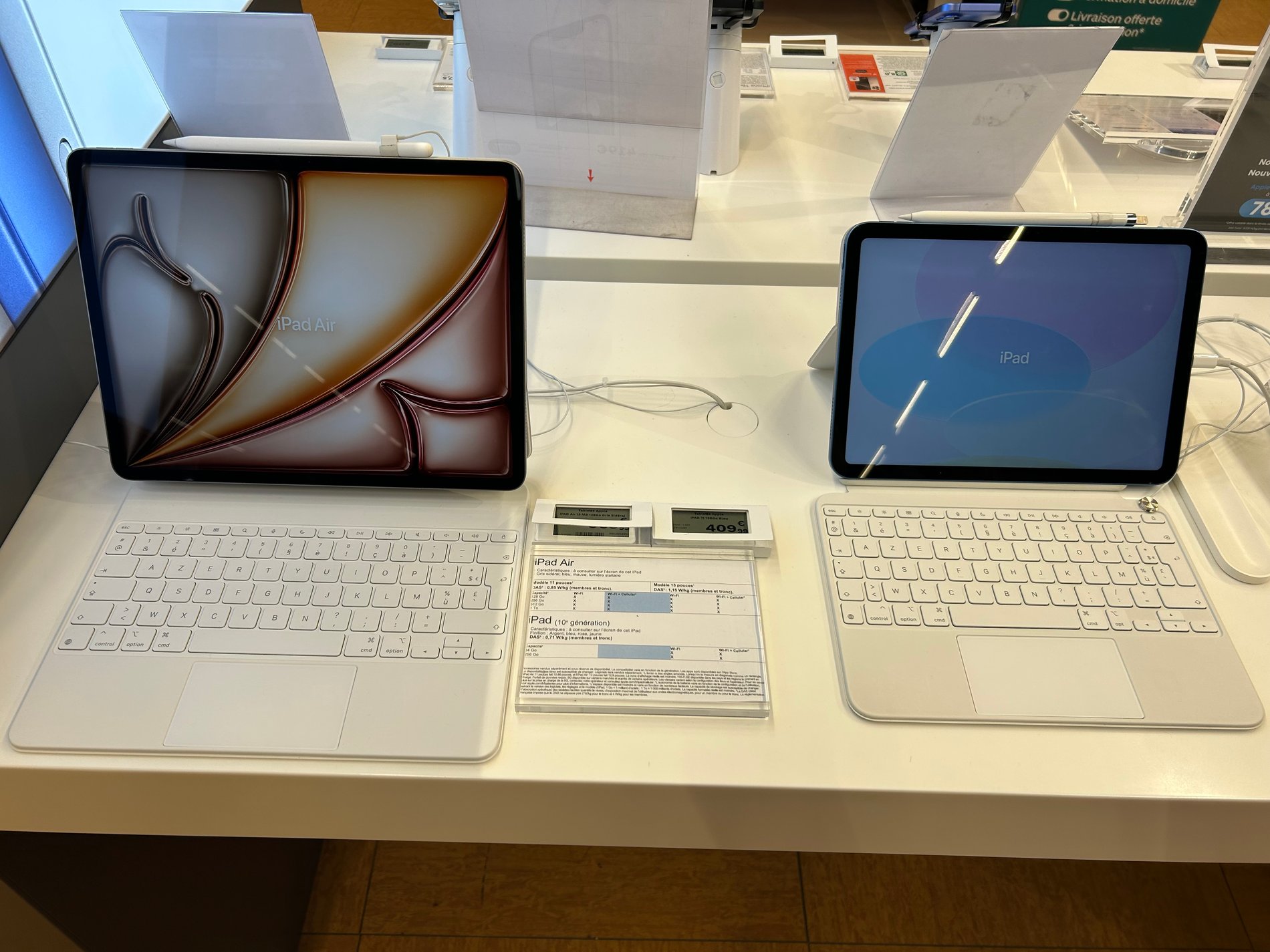 Nouveau IPad 11  au magasin Boulanger de Grenoble-St Egrève