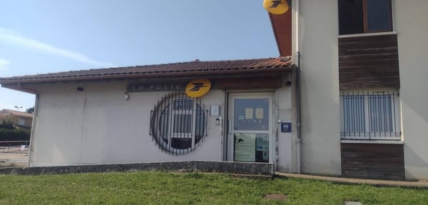 Photo du point La Poste SAINT PIERRE DU MONT