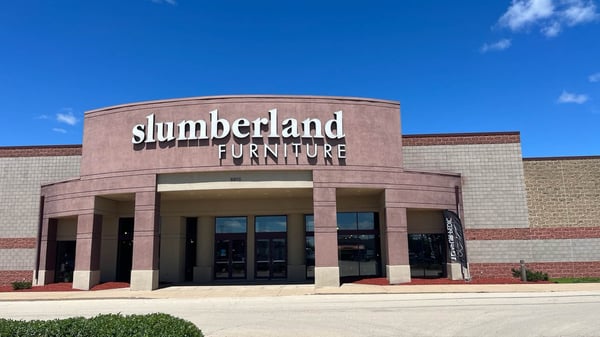 Rockford Slumberland Furniture storefront