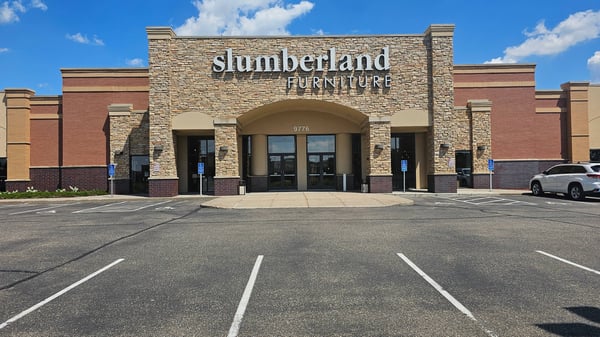 Woodbury Slumberland Furniture storefront