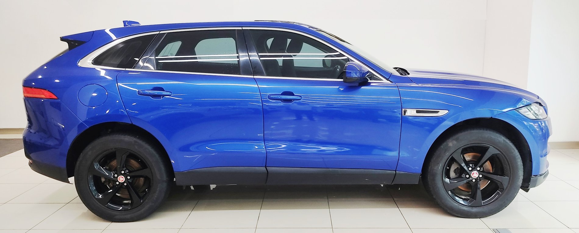 Navnit Motors, Jaguar Retailer in Mumbai, India