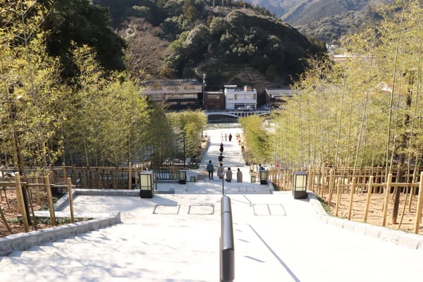 長門湯本温泉（ながとゆもとおんせん）
