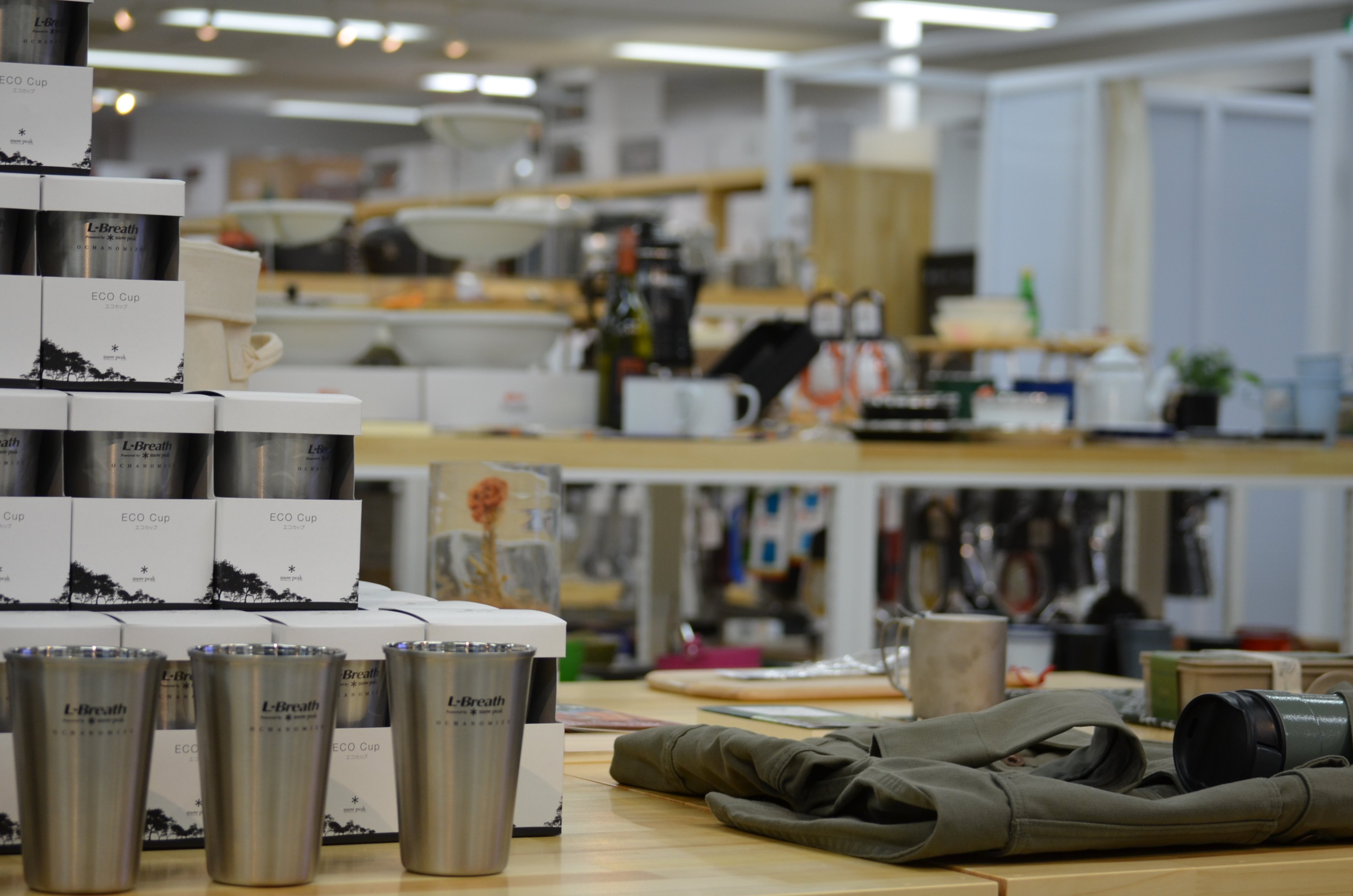 エルブレス 御茶ノ水店 東京都 千代田区 アウトドア キャンプ用品 ウェアやバッグの購入ならエルブレス