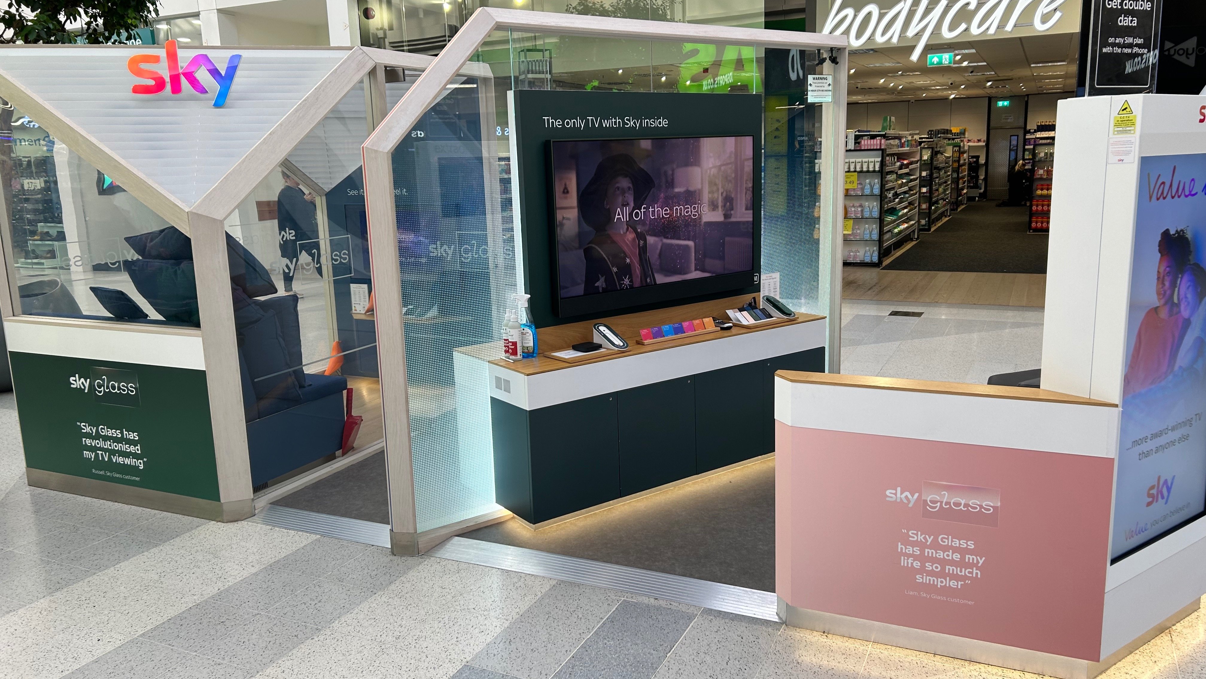 Smart TV Bundles & Phone Deals in Dudley | Sky