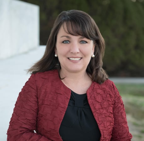 Photo of Hayley Davis