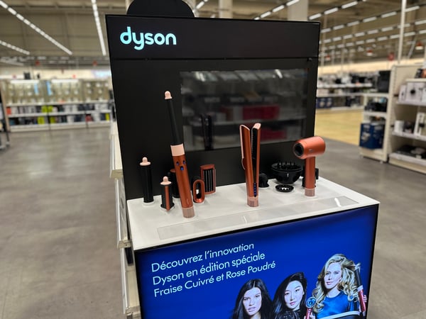 Dyson air wrap couleur fraise cuivré et rose poudré à boulanger sarcelles