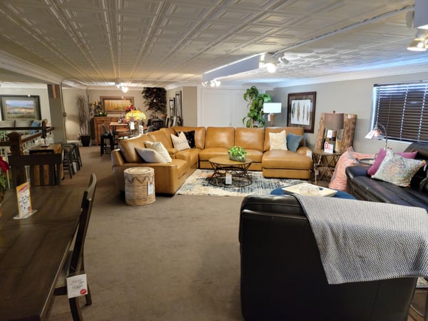 Slumberland Furniture Store in Devils Lake,  ND - Living room vignette