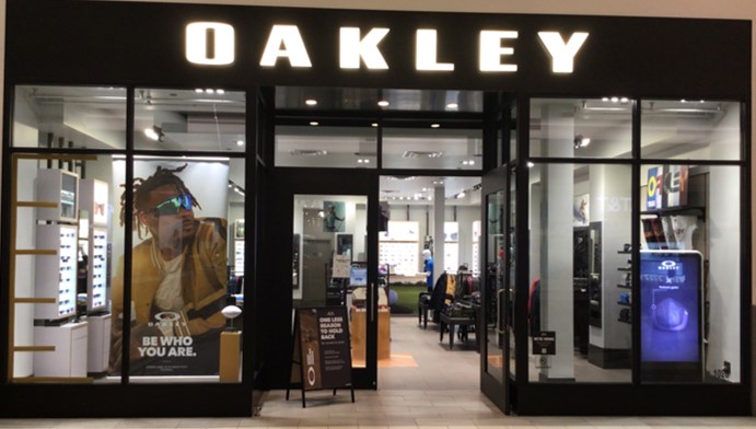 Oakley Store, 6000 Glades Rd Boca Raton, FL Men's and Women's Sunglasses, Goggles, & Apparel